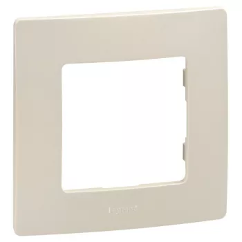 Legrand Niloé 665011 egyes keret, IP20, bézs