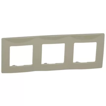 Legrand Niloé 665033 hármas keret, IP20, füstszürke