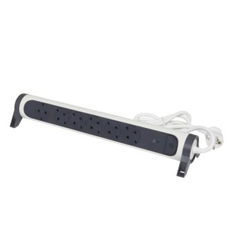   Legrand 694509 Elosztósor Premium 6x2P+F, túlfeszültség-védelemmel, 1,5 m vezetékkel, fehér/fekete (Legrand 694509)