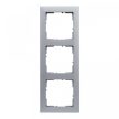 Legrand SUNO 721513 3-as alumínium keret, vízszintes és függőleges elhelyezéssel, IP20