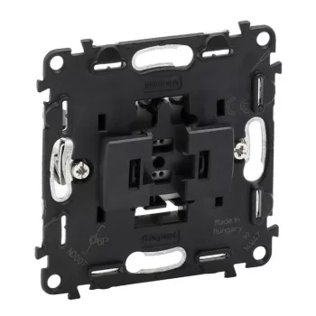   Legrand 752017 Valena InMatic váltóérintkezős nyomó mechanizmus potenciál független csatlakozással ( Legrand 752017 )