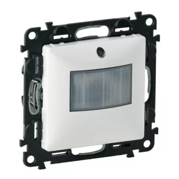   Legrand Valena Life 752170 mozgásérzékelős kapcsoló beépített nyomógombbal, 3 vezetékes, fehér burkolattal keret nélkül, süllyesztett 10A 250V (Legrand 752170)
