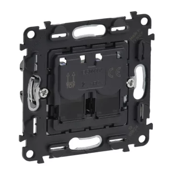Legrand Valena InMatic 753047 RJ45 aljzat, IP21, süllyesztett