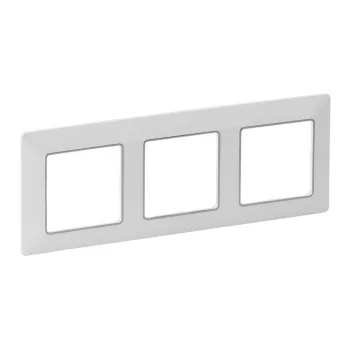 Legrand Valena Life 754033 hármas keret, IP20, fehér / króm