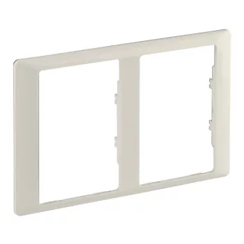   Legrand Valena Life 754232 2-es elefántcsont keret 2x2P+F csatlakozóaljzathoz függőleges és vízszintes elhelyezéssel (Legrand 754232)