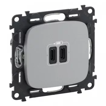   Legrand 755347 Valena Allure Töltőaljzat Kettős USB C-típusú csatlakozóval, 5V–3A–15W, Túlfesz-védelem >1kW, Class II SELV, Alumínium ( Legrand 755347 )