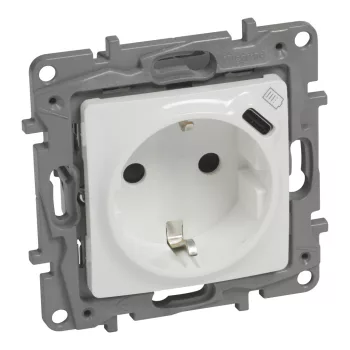   Legrand Niloé 764535 földelt csatlakozóaljzat (dugalj) 2P+F, USB C-típusú csatlakozóval, fehér burkolattal keret nélkül, süllyesztett, 16A 250V (Legrand 764535)