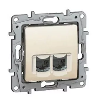   Legrand Niloé 764670 1xRJ11+1xRJ45 Cat5e UTP csatlakozóaljzat bézs burkolattal keret nélkül (Legrand 764670)