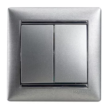 Legrand Valena 770105 csillárkapcsoló (105), 10 A, IP20, alumínium, süllyesztett