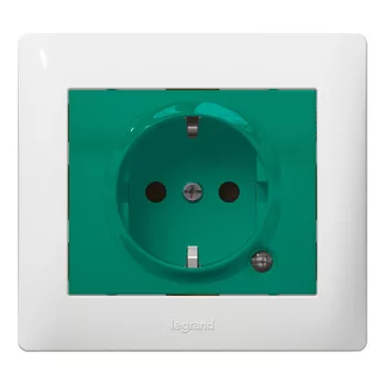  Legrand 771044 Galea Life 2P+F aljzat gyermekvédelemmel, irányfénnyel, zöld ( Legrand 771044 )