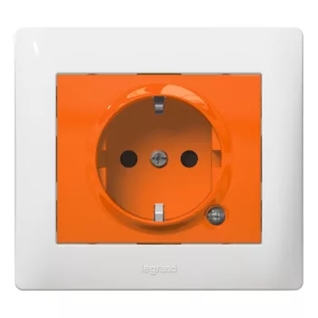   Legrand 771045 Galea Life 2P+F aljzat gyermekvédelemmel, irányfénnyel, narancssárga ( Legrand 771045 )