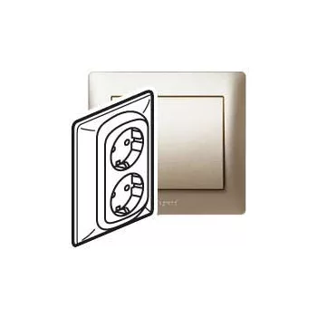   Legrand 771430 Galea Life 2x2P+F aljzat, csavaros, titánium ( Legrand 771430 )