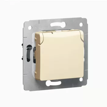   Legrand 773722 Cariva 2P+F aljzat csapófedéllel gyermekvédelemmel bézs ( Legrand 773722 )