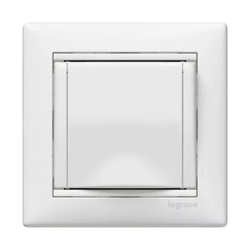Legrand Valena 774422 földelt dugalj 2P+F, 16 A, IP21, fehér, süllyesztett