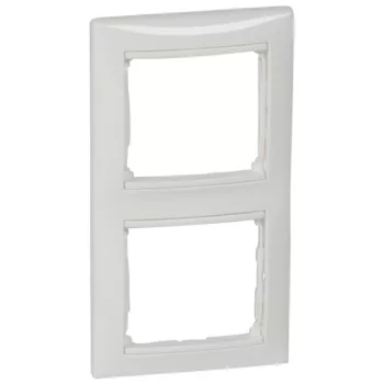   Legrand Valena 774456 2-es fehér keret függőleges elhelyezéssel (Legrand 774456) NEM RENDELHETŐ, HELYETTE 774452 !!!