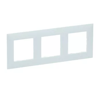 Legrand Niloé Step 863093 hármas keret, IP20, világos türkiz