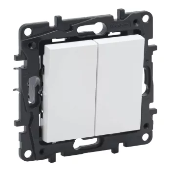 Legrand Niloé Step 863108 Kettős váltókapcsoló (106+6), 10 A, IP20, fehér, süllyesztett