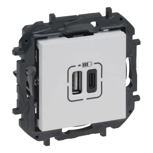 Legrand Niloé Step 863140B dupla USB-A+C töltőaljzat 15W