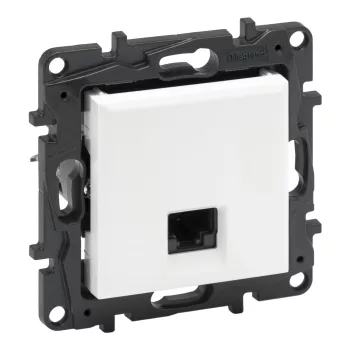 Legrand Niloé Step 863159 RJ45 aljzat, IP20, fehér, süllyesztett