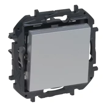 Legrand Niloé Step 863301B egypólusú kapcsoló (101), 10AX