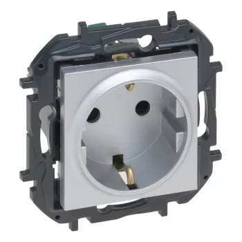Legrand Niloé Step 863320B 2P+F csatlakozóaljzat (rugós), biztonsági zsaluval, 16 A