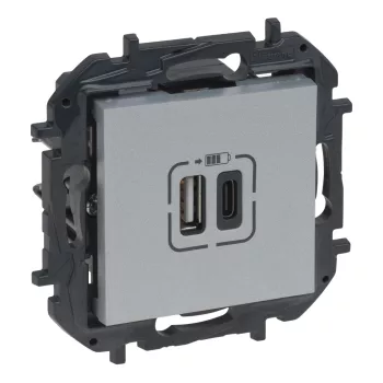 Legrand Niloé Step 863340B dupla USB-A+C töltőaljzat 15W