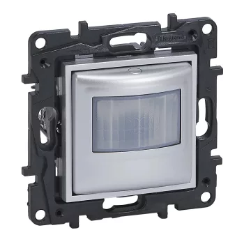   Legrand Niloé Step 863348A mozgásérzékelős kapcsoló 3 - 250 W, 120°, 2-vezetékes, alumínium (Legrand 863348A / 863348B)
