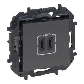 Legrand Niloé Step 863439B dupla USB-C+C töltőaljzat 5V 3A 15W