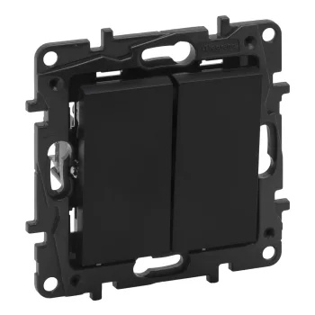 Legrand Niloé Step 863512 Kettős nyomó, 6 A, IP20, fekete, süllyesztett