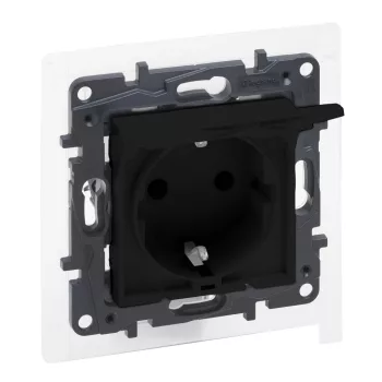 Legrand Niloé Step 863523 földelt dugalj 2P+F, 16 A, IP44, fekete, süllyesztett