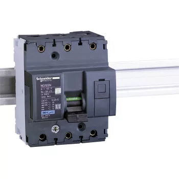 Schneider Acti9 NG125N 18644 kismegszakító 3P C görbe 125A 25 kA DIN sínre