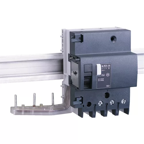 Schneider Electric Acti9 Vigi NG125 áram-védőkioldó, 3P, 63 A, 30 mA, AC osztály, 230…500 V (19002)