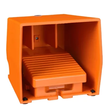   Schneider XPER611 Harmony XPE lábkapcsoló, 2 fokozatú, 1NO+2NC, védeőtetővel, fém, narancssárga