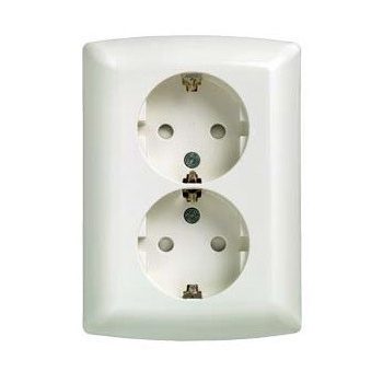   Siemens Delta i-system 5UB22113 Földelt csatlakozóaljzat (dugalj) gyermekvédelemmel 2x2P+F titánfehér burkolattal, kerettel, süllyesztett, 16A 250V , Delta i-system ( 5UB22113 / 5UB2211-3)