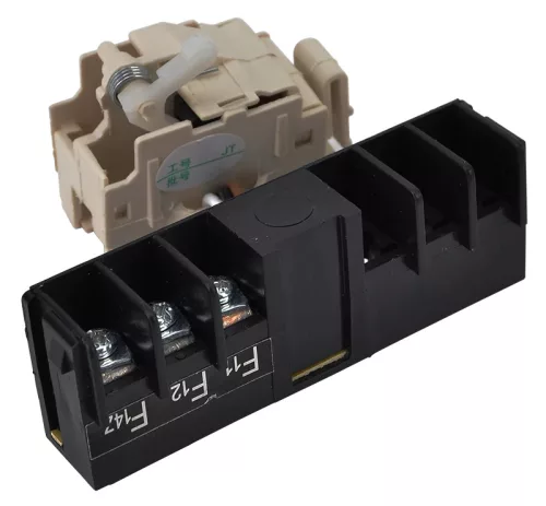 Tracon AKM1AX2, Segédérintkező AKM1 méret 2NO, 2NC