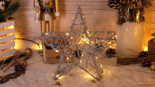 Tracon CHRSTG20SWW LED karácsonyi csillag, ezüst,fém, elemes Timer 6+18h, 20LED, meleg fehér ( 3000K ) színhőmérséklettel, 2xAA ( CHRSTG20SWW )