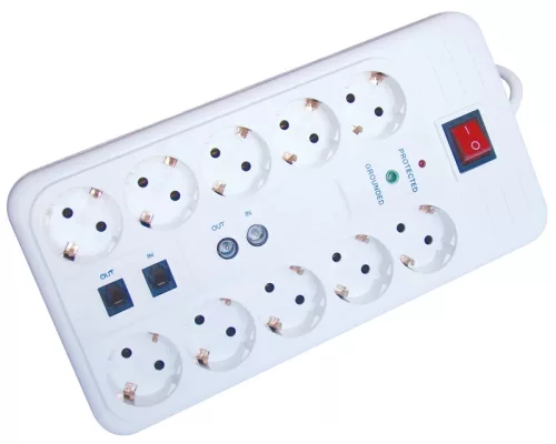 Tracon HNKTM10-3M-KT, Négyzetes10-es elosztó kapcsolóval+túlfesz+ túláram+koax+tel 10×SCHUKO, 3m, max.16A, 250VAC, 3680W, H05VV-F