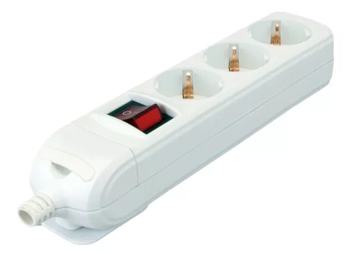Tracon HUR-03K, Újravezetékezhető, hordozható elosztósáv 3×SCHUKO, max.16A, 250VAC
