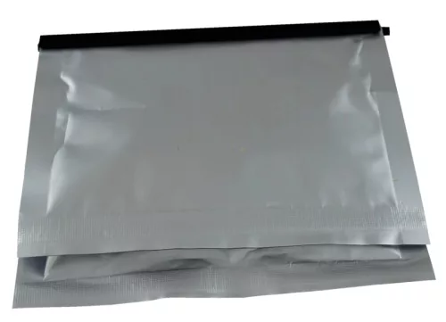 Tracon KGY-80 kiöntőgyanta fekete 80 ml