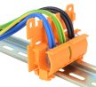 Tracon OVO-A1, Adapter nyitható vezetékösszekötőhöz, sínre szerelhető PA66