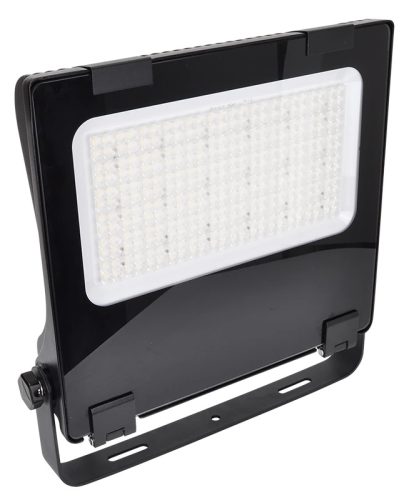 Tracon RHIS30240W, LED fényvető, szimmetrikus 100-240 VAC, 50/60 Hz, 240 W, 32.400 lm, 4000 K, IP66, 30°