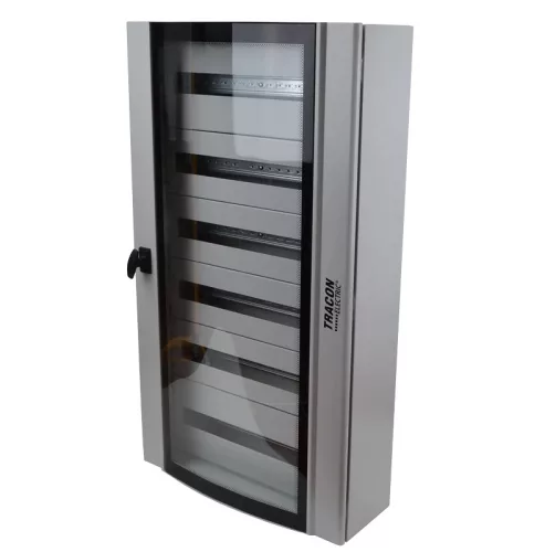 Tracon TGE6010520 Maszkolt fém szekrény, 144 modul, 6 sor, átlátszó ajtóval, 1050x600x200, IP54, falon kívüli