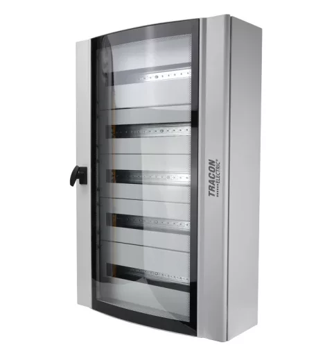 Tracon TGE609020 Maszkolt fém szekrény, 120 modul, 5 sor, átlátszó ajtóval, 900x600x200, IP54, falon kívüli