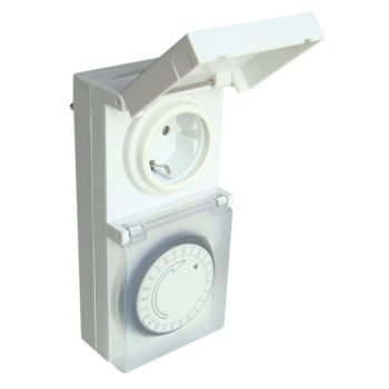   Tracon TKO-DNV, Dugaszolható napi kapcsolóóra, elektromechanikus 230V, 16A, IP44