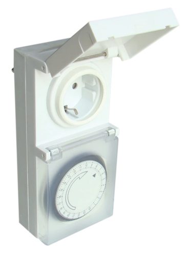 Tracon TKO-DNV, Dugaszolható napi kapcsolóóra, elektromechanikus 230V, 16A, IP44