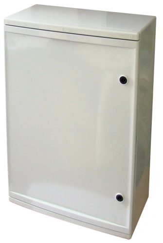 Tracon TME705025 Falra szerelhető műanyag szekrény, teli ajtóval, 700x500x245, IP65, IK10, 1000V AC/DC, szerelőlappal