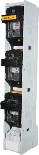 Tracon SL3-3X/9/KM2G-F Függőleges biztosítós szakaszolókapcsoló, pólusonként nyitás 500/690V AC, 220/400V DC, max.630A, 3P, 3, V