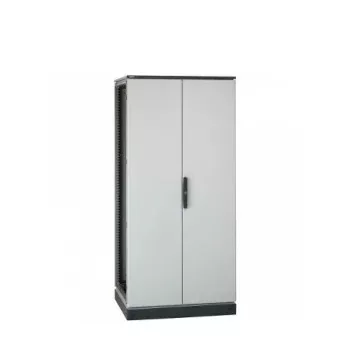 Altis szerelőlapos álló elosztószekrények