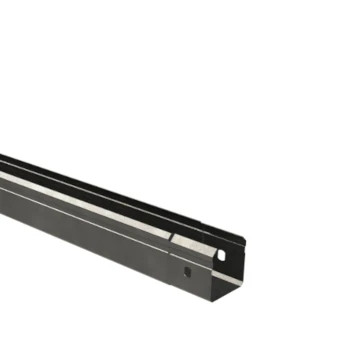 Basor mini ERE-C H50 50mm magas zárt szalaghorganyzott acél (FS / GS) kábeltálcák ( BASORTRAY)