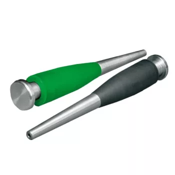 Szegecselő eszköz. A szegecsek gyors felszereléséhez.